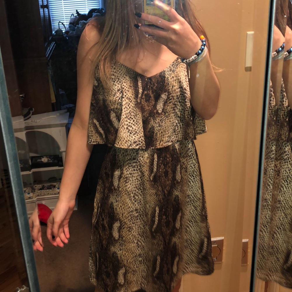 beautiful sundress!!